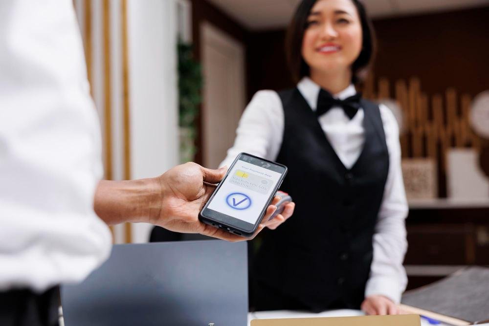 การจองที่พักและชำระเงินในระบบโรงแรมขนาดเล็ก